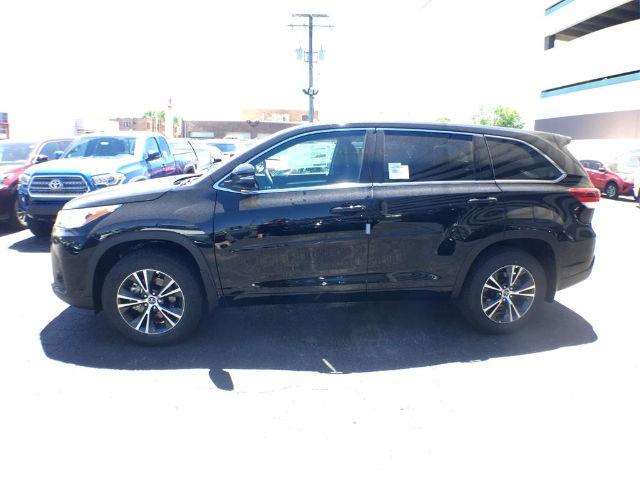 Toyota Highlander 2017 photo 20